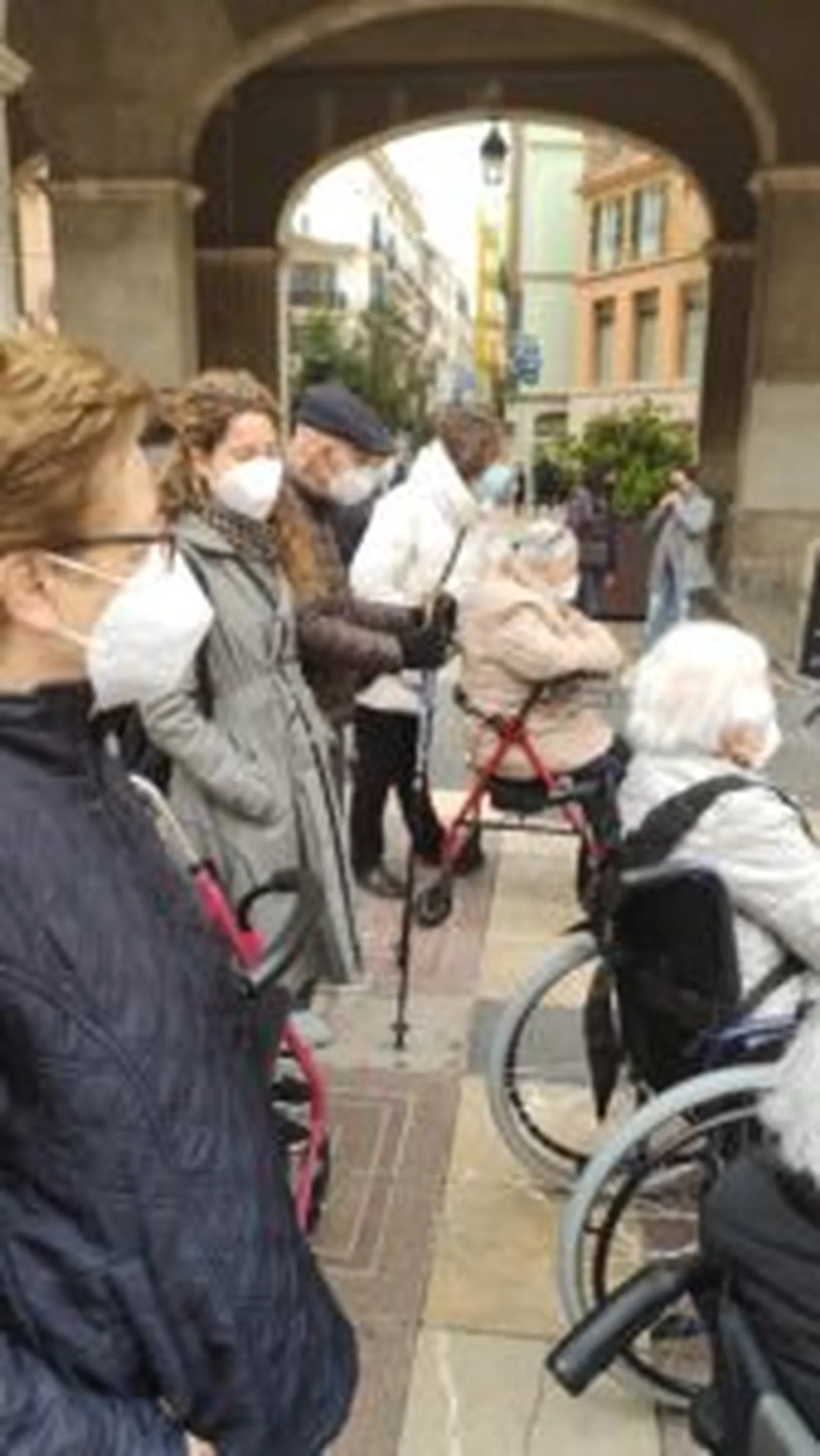 1640614471847-1-169x300.jpg