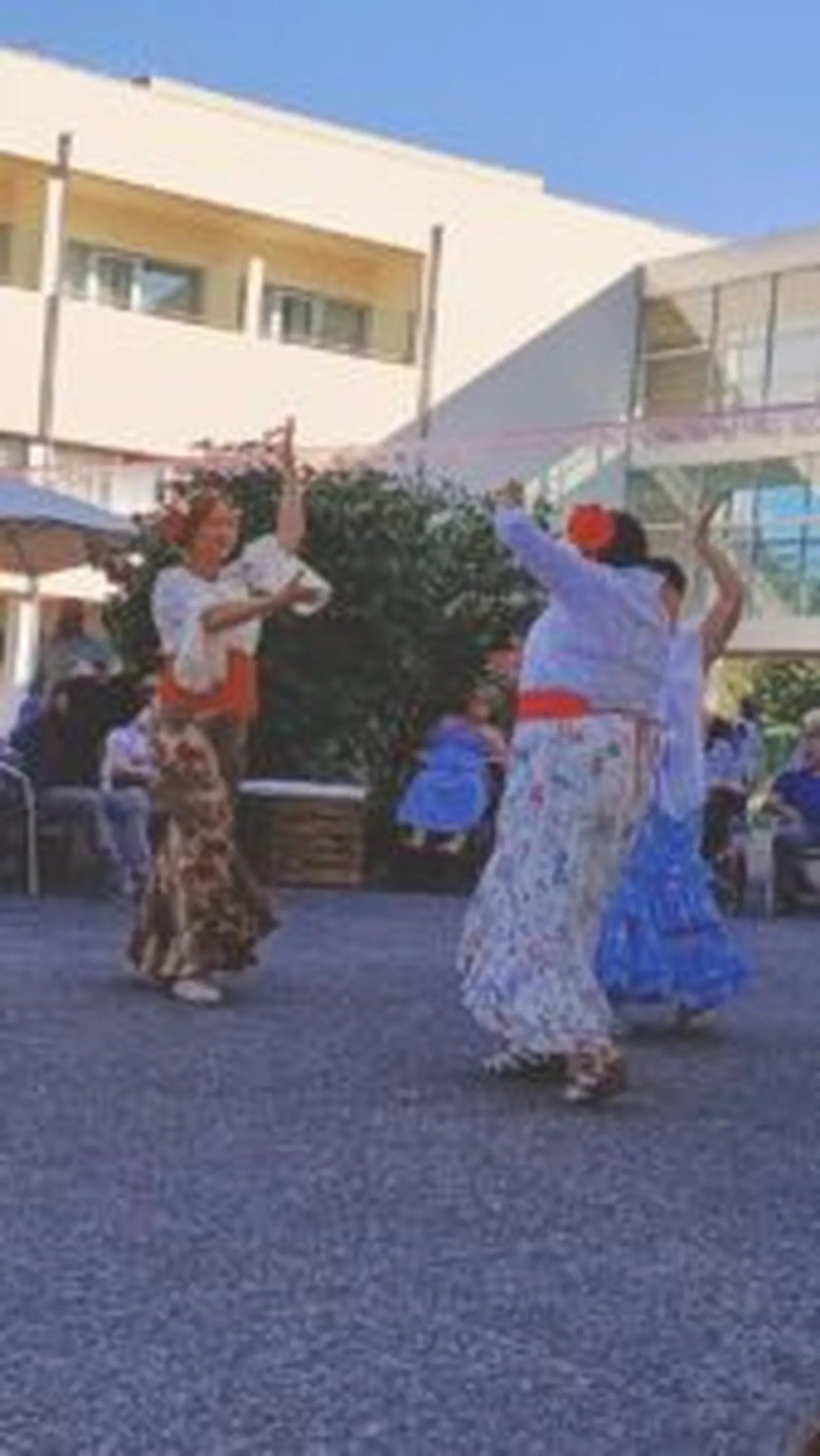 thumbnail_IMG20220920180221-169x300.jpg