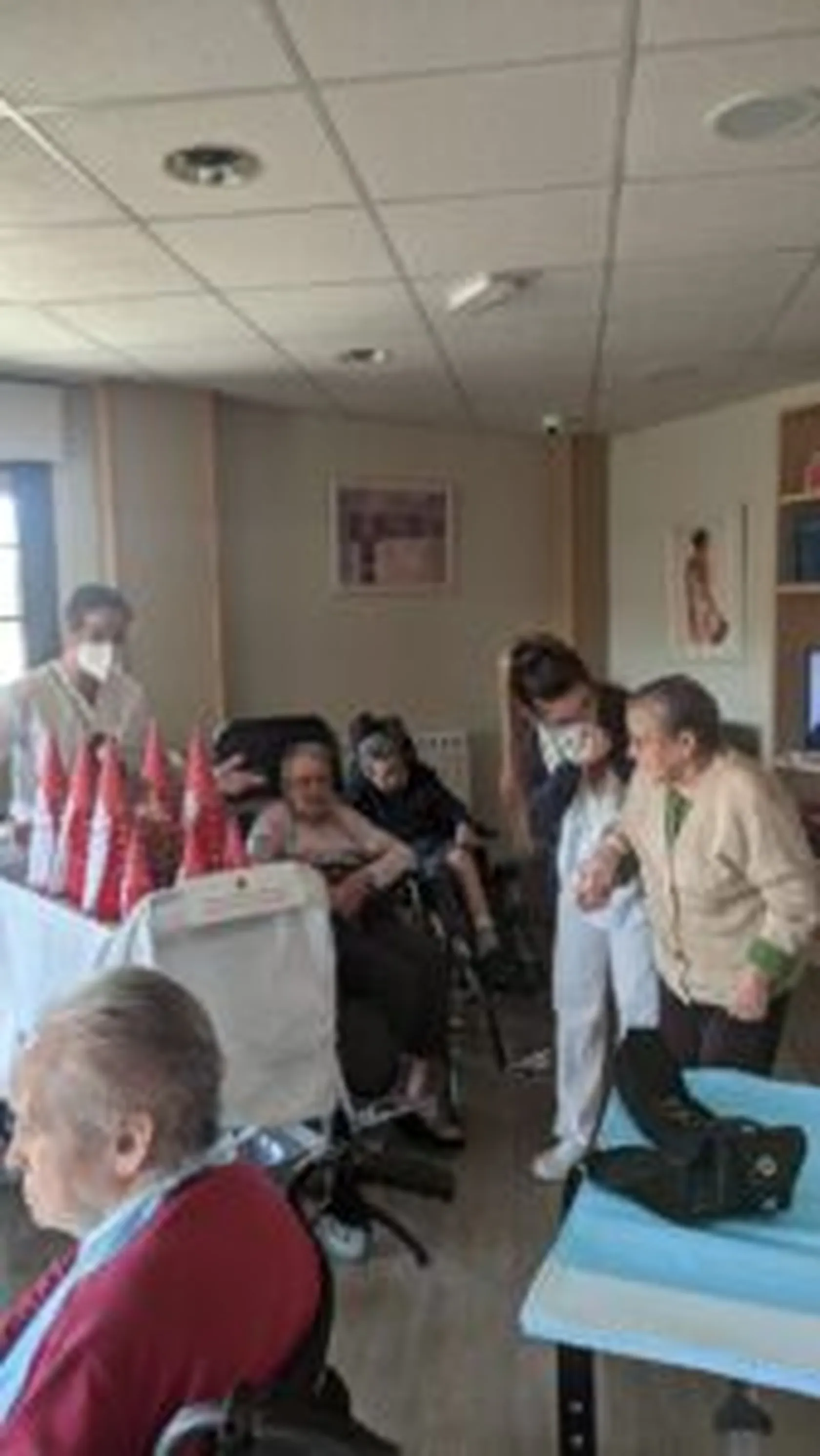 1680711127354-169x300.jpg