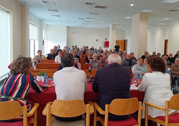 Conferencia en la residencia