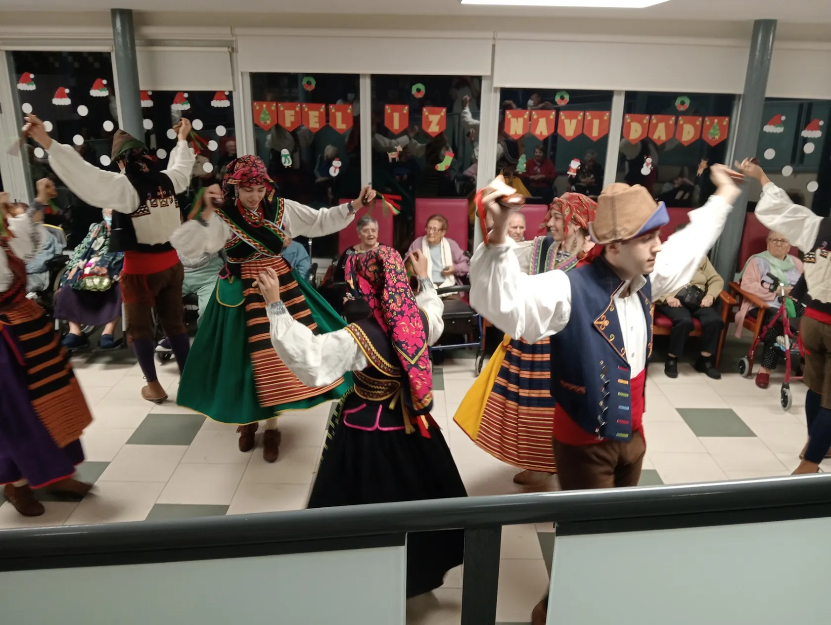a6c7098a-8c5b-44bb-a12c-d3ad309f0d8f.jpg