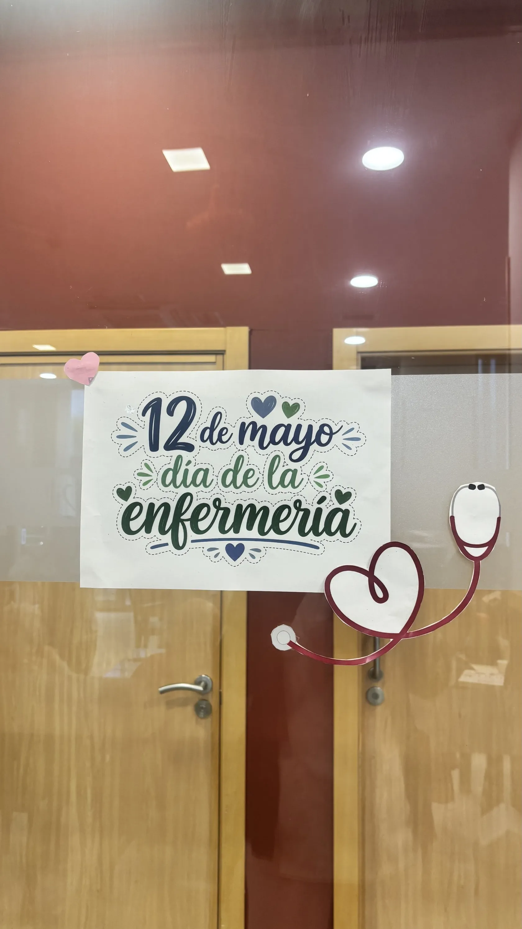 f4a77b8e-2cd6-4ab6-a7c1-0f51acb38d6b.jpg