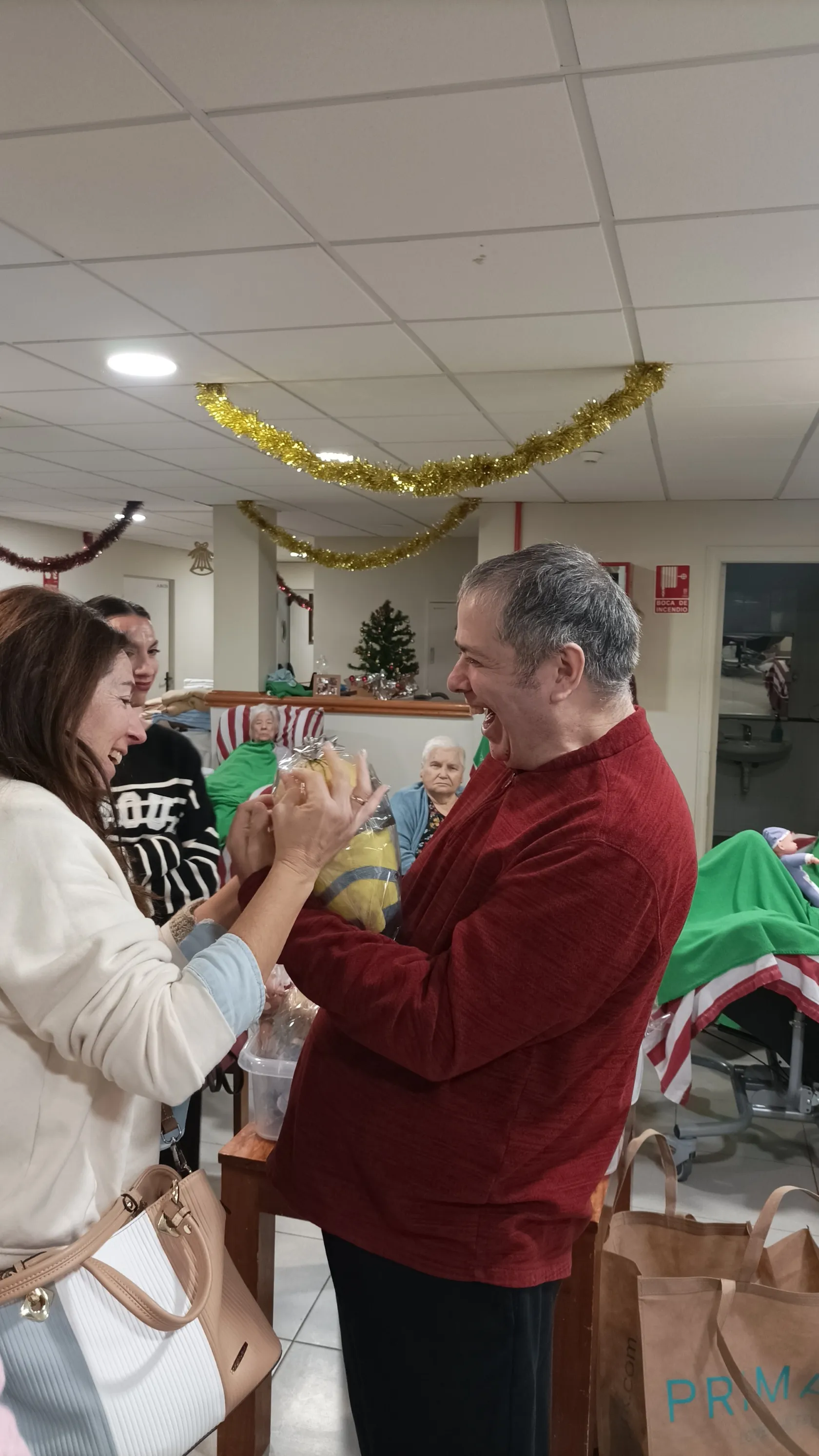 6a8f1e27-efaa-4463-8aa4-0c54610c1dea.jpg