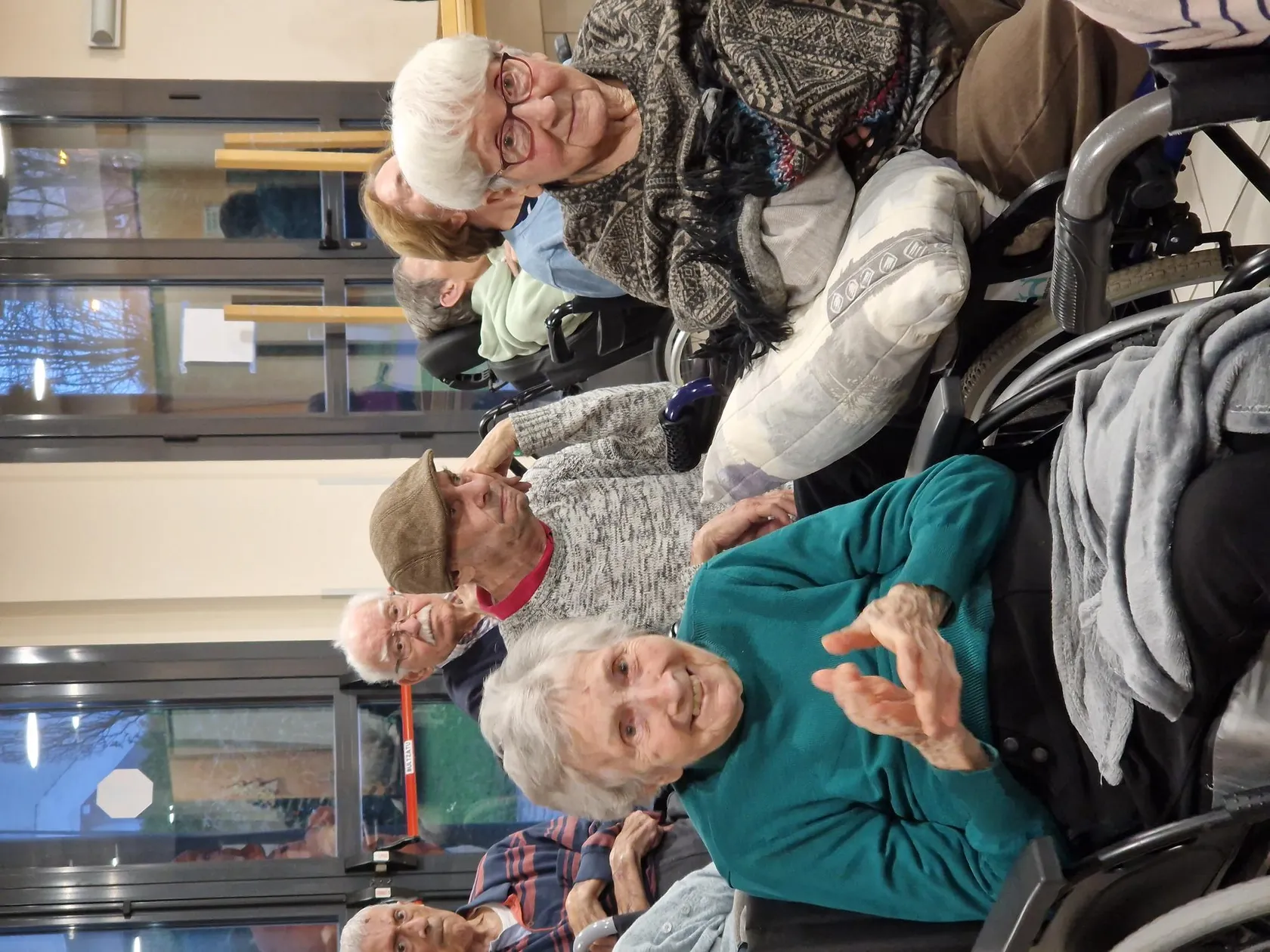ed4a8544-5686-40e0-b523-5df135f81713.jpg