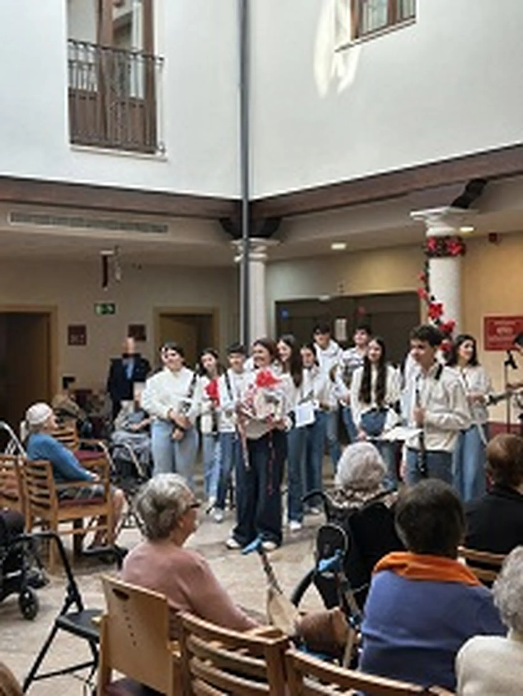 b5e3109d-c432-4769-ab79-71bf4ce1add1.jpg