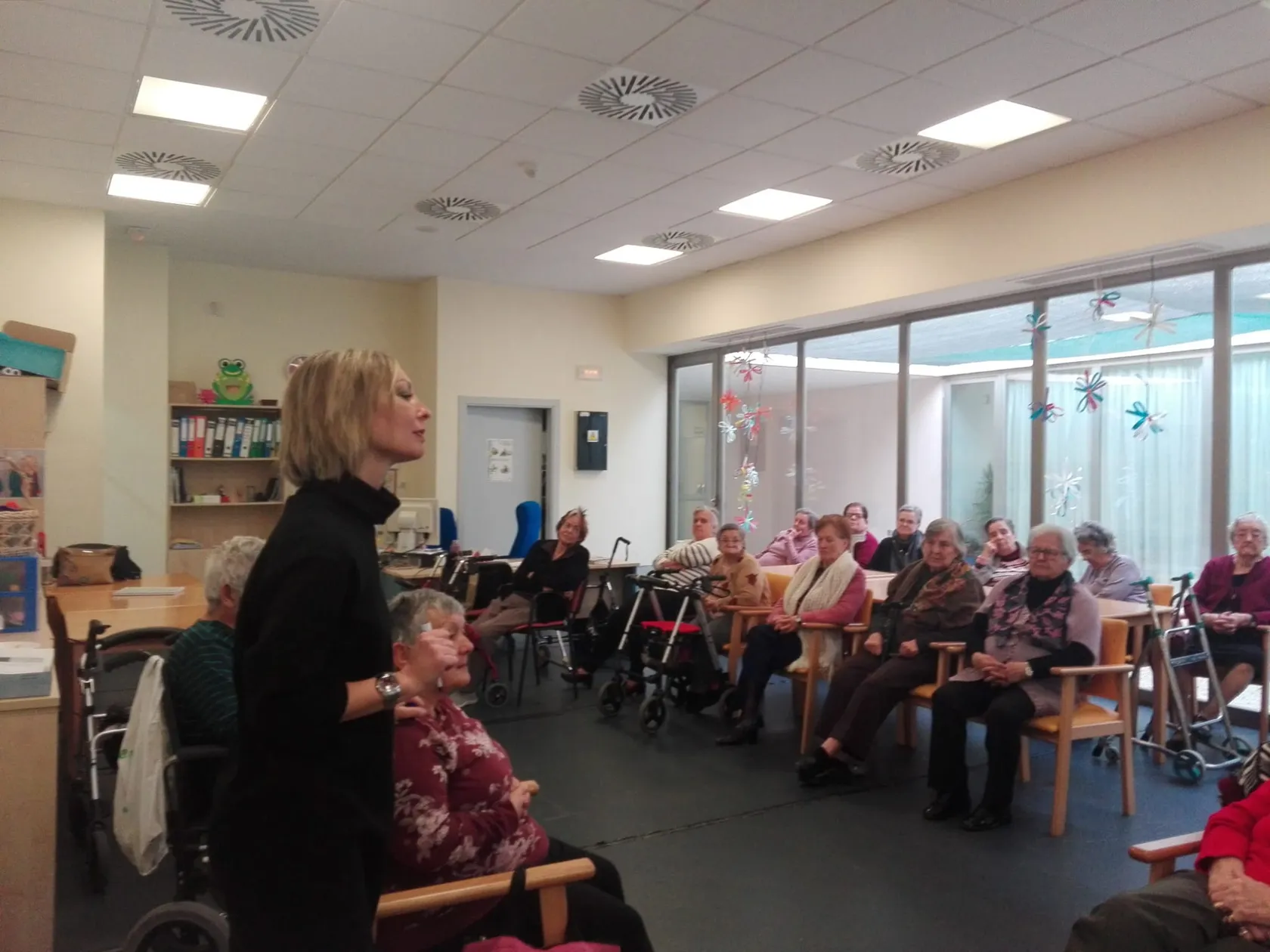 DomusVi-Valdemoro-taller-psicología-autoconciencia-emocional-1.jpg