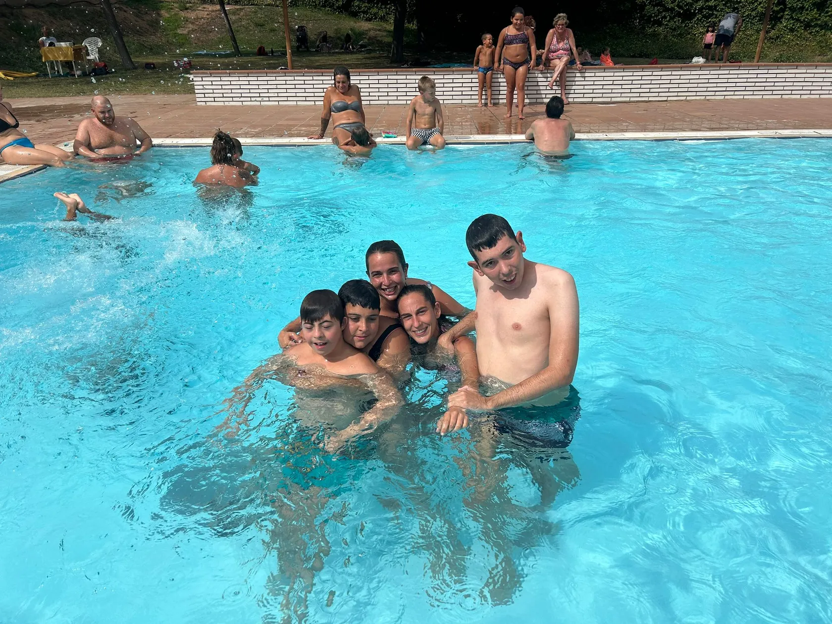 7b4db4d2-0eb5-42f6-898a-2bf0449e4284.jpg