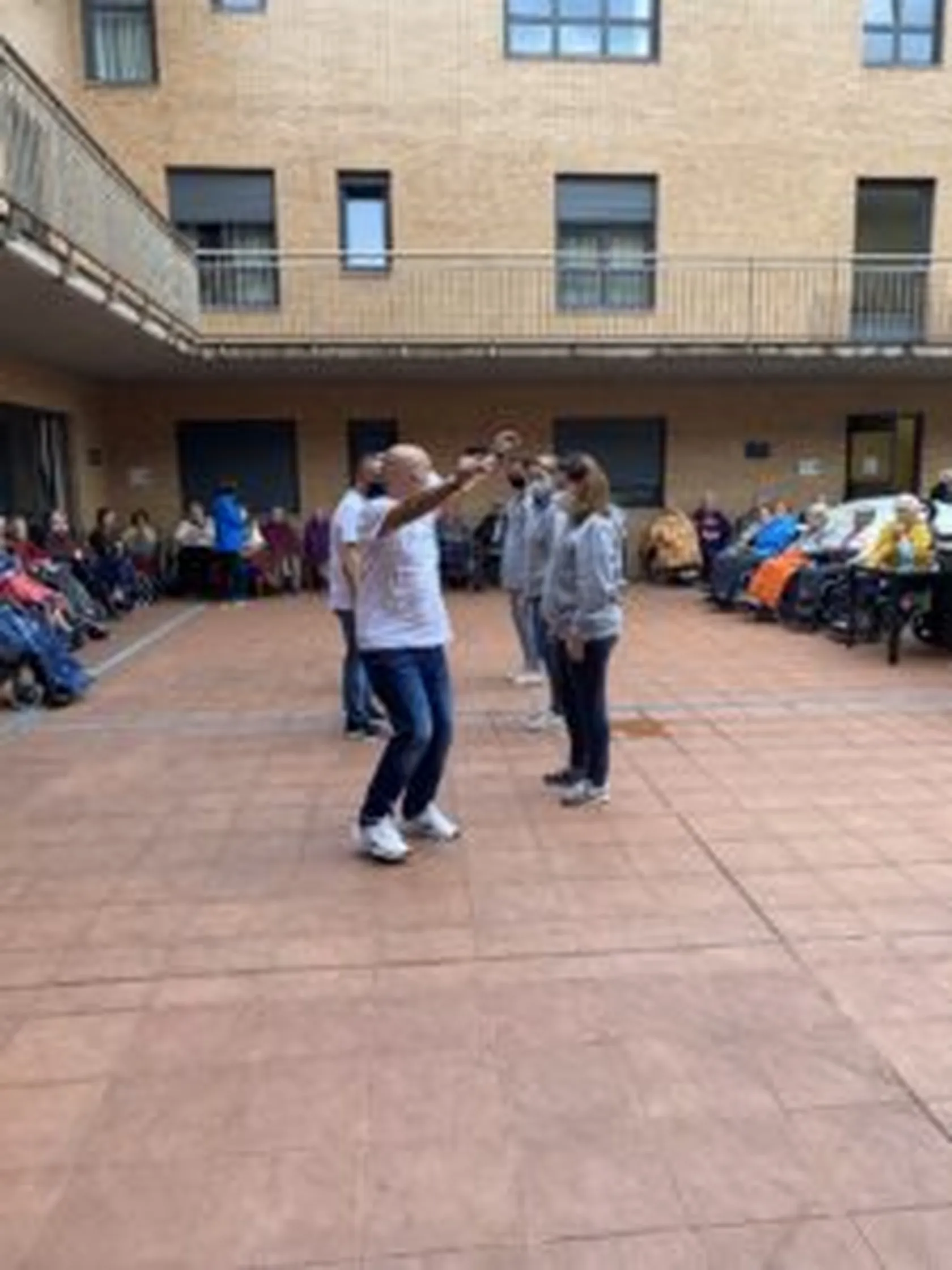 962530E3-D3D2-4383-B53E-C8AC20E78439-225x300.jpeg