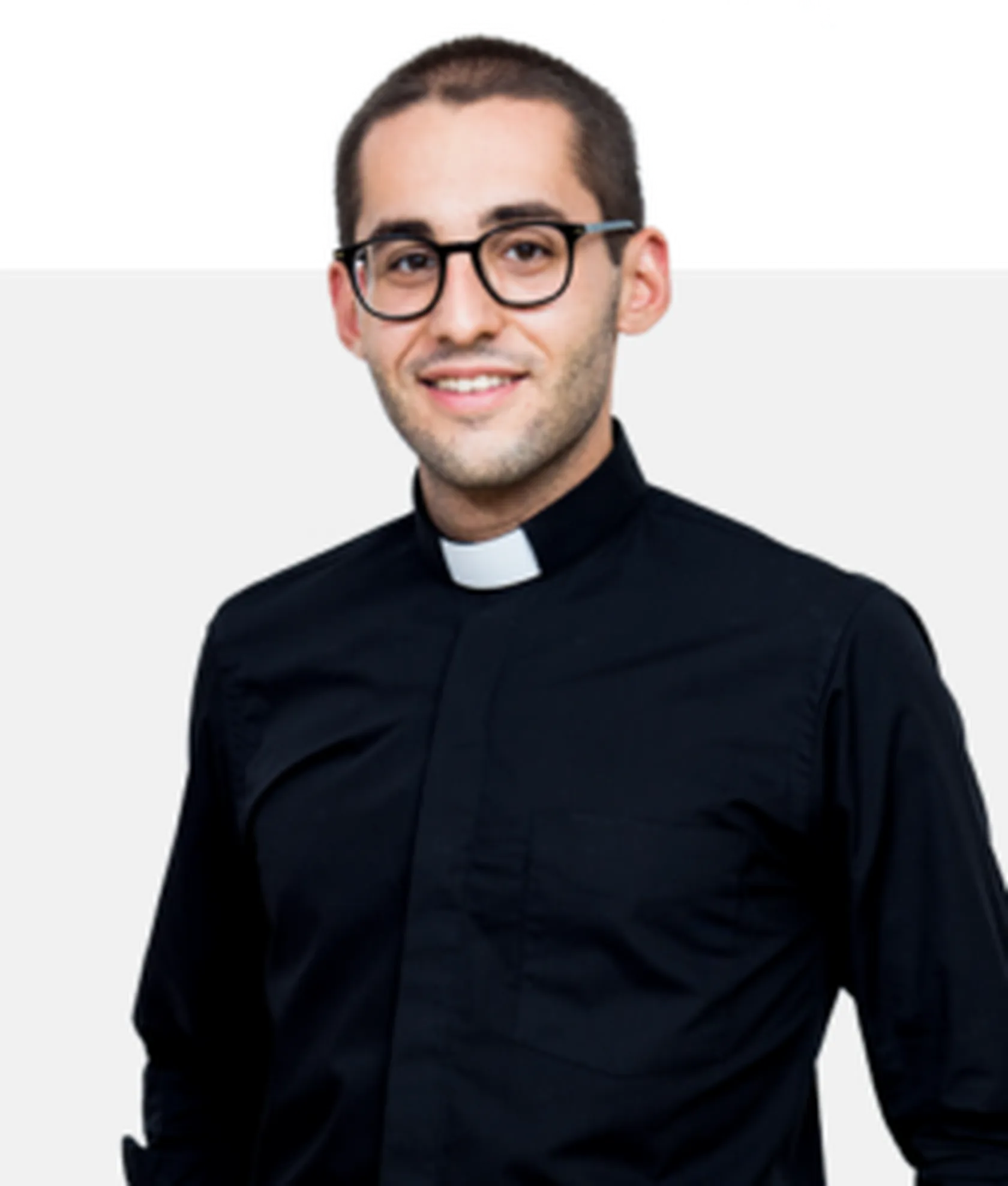 6-Alejandro-blanco-400x470-2-255x300.png