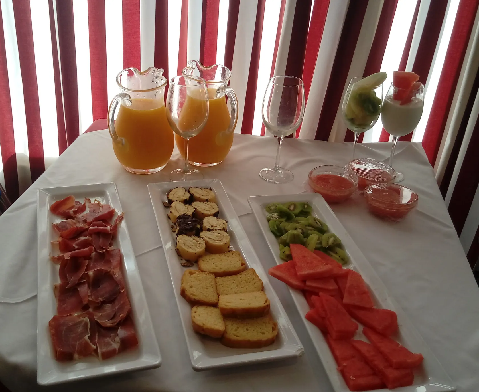 BUFET-DESAYUNO1.jpg