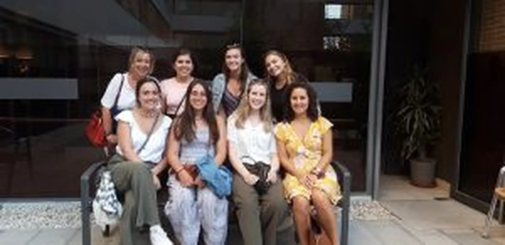 Encuentros-voluntarios-americanos-DomusVi-Santa-Justa-01-300x146.jpg