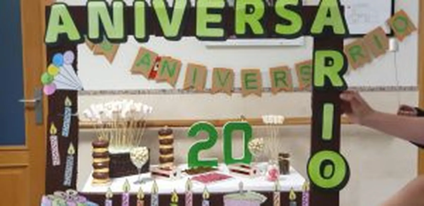 Photocall-candy-bar-DomusVi-Nuestra-Señora-del-Camino-300x146.jpg