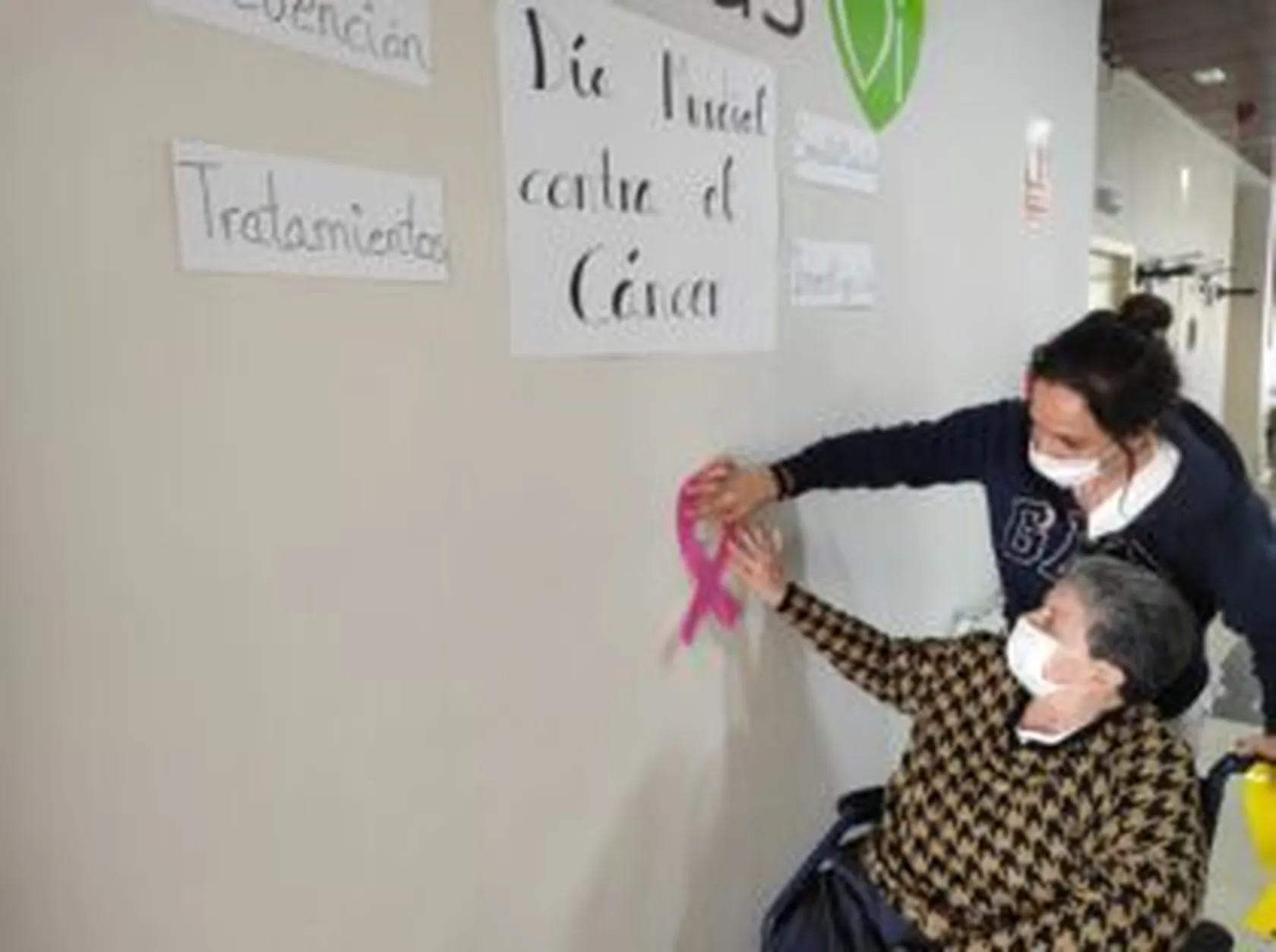 DomusVi-Quijorna-Dia-Mundial-Contra-el-Cancer-3-300x224.jpg