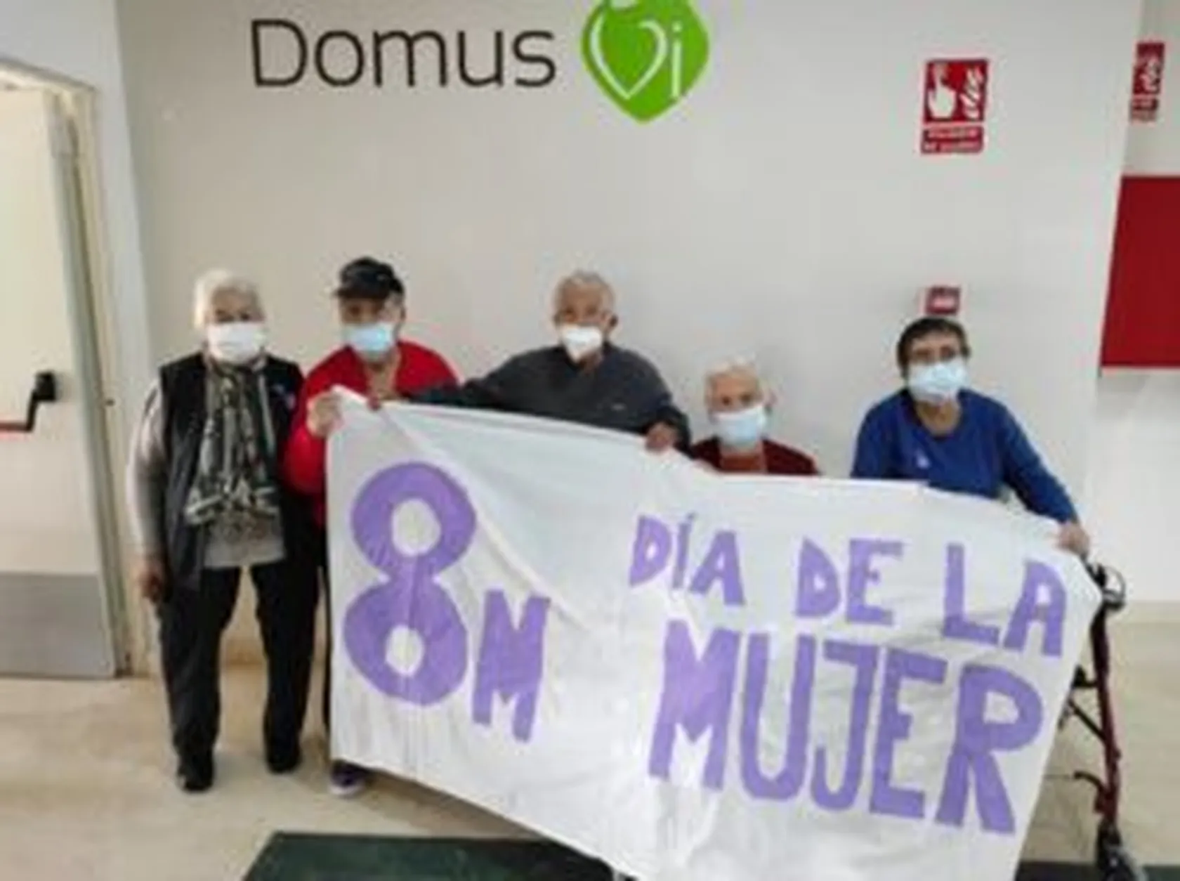 DomusVi-Quijorna-Dia-de-la-mujer-4-300x224.jpg
