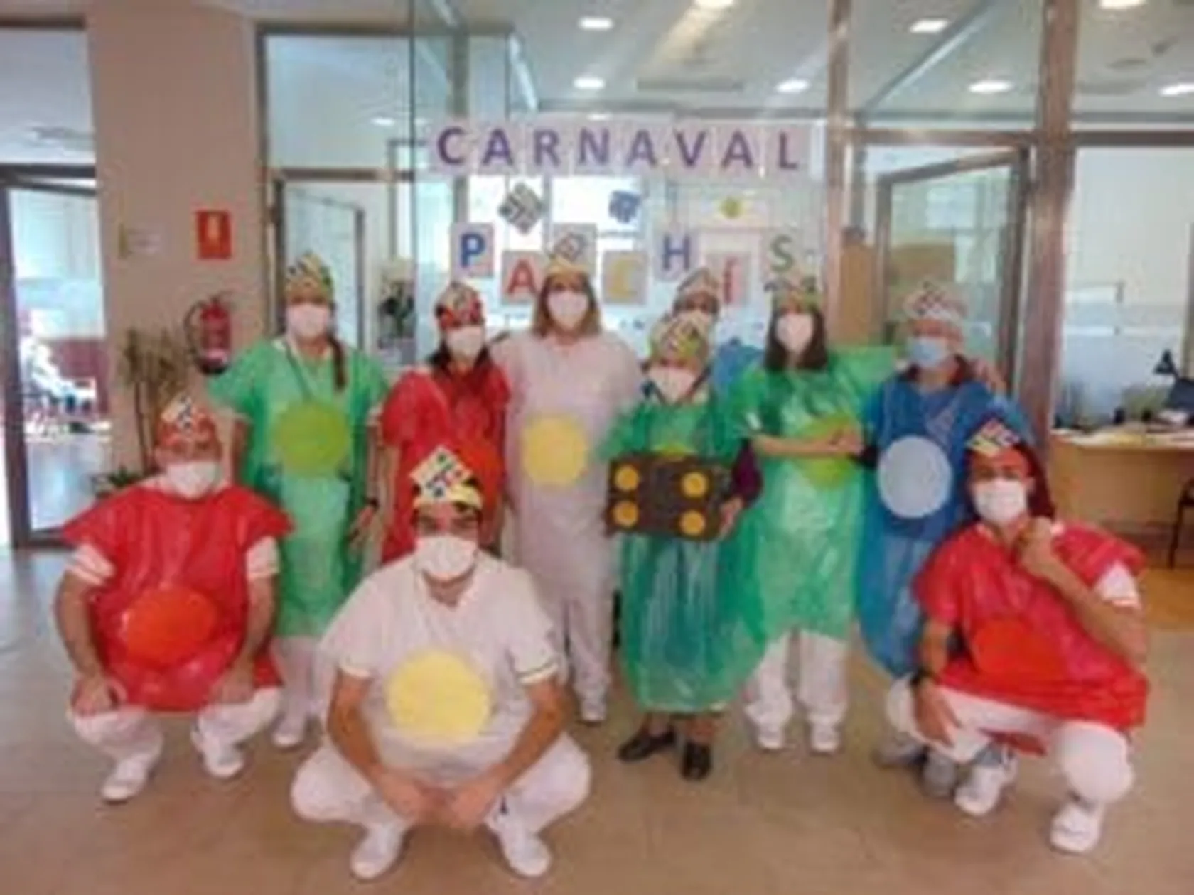 Carnaval-5-min-1-300x225.jpg