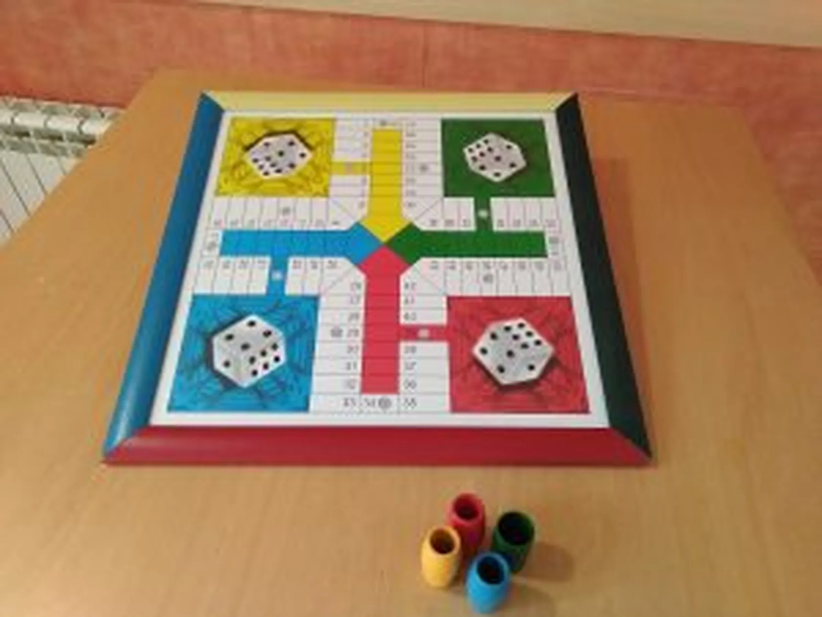 parchis0-1-300x225.jpg