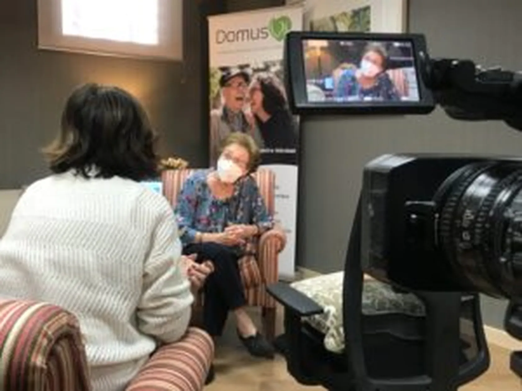 amparo-entrevista-mujer-1-1-300x225.jpg
