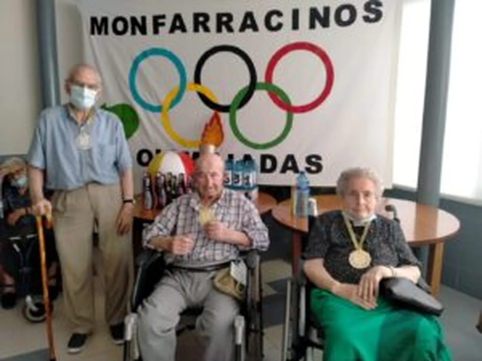 Campeones-2-300x225.jpg