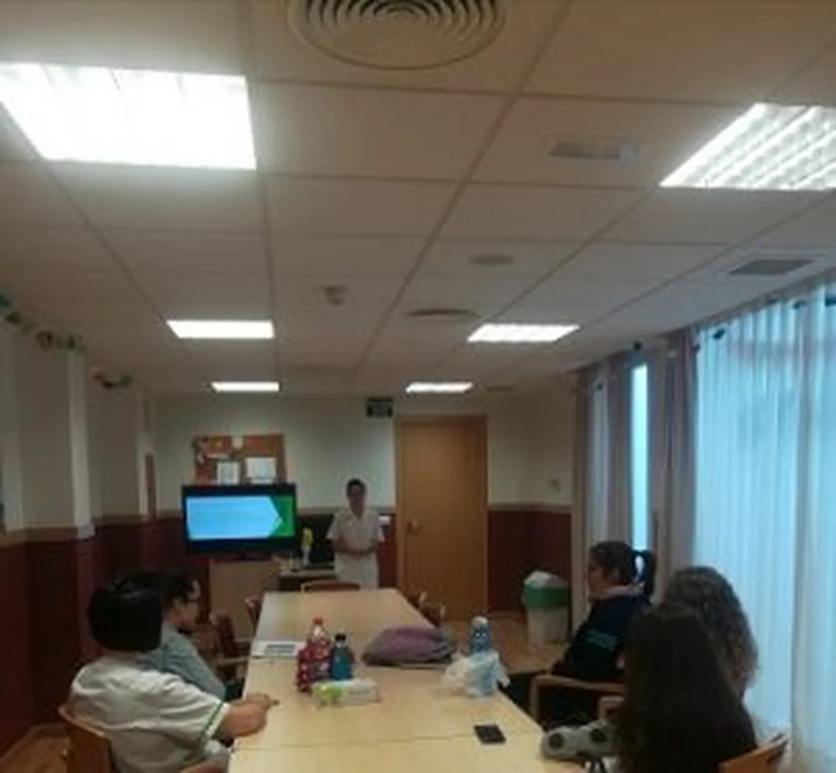 Taller-para-AE-2-300x277.jpg