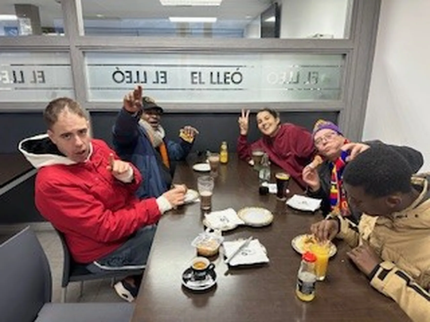 c9281761-2fd3-45f8-95cc-b928dcbdc822.jpg