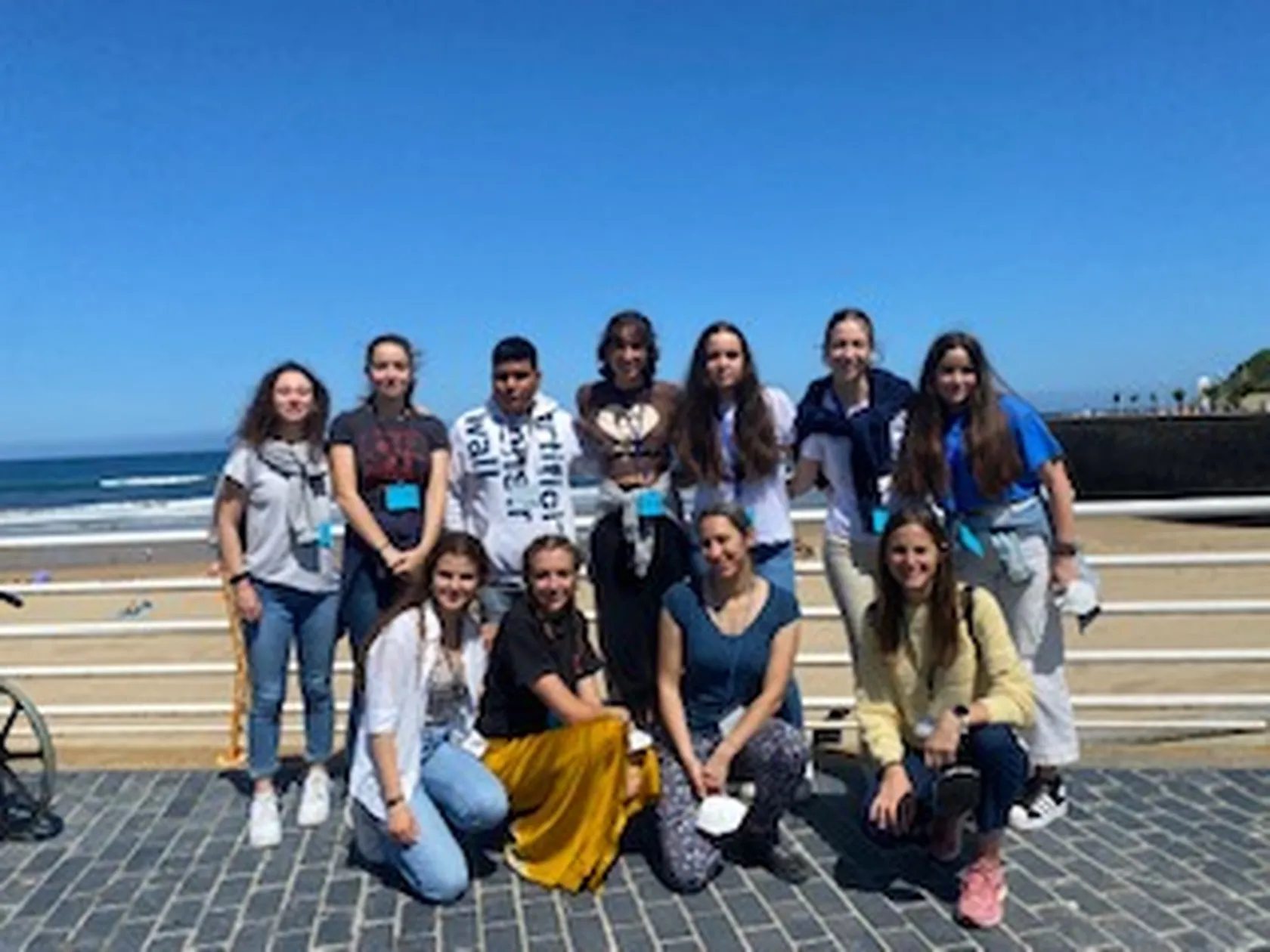 GRUPO-DE-VOLUNTARIOS.jpg