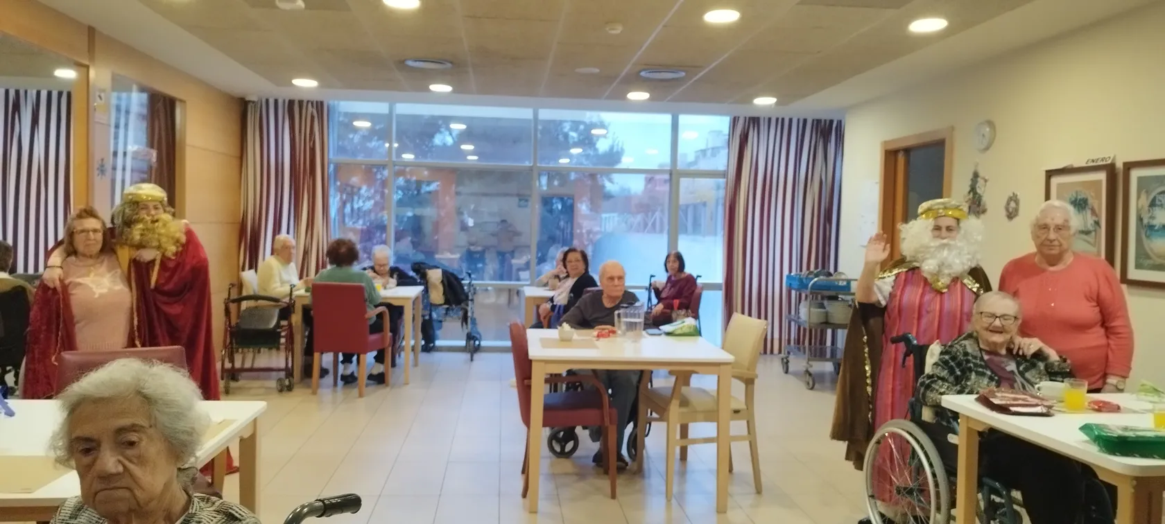 dec25a76-8b84-4a0d-b30a-06eabb710a9e.jpg