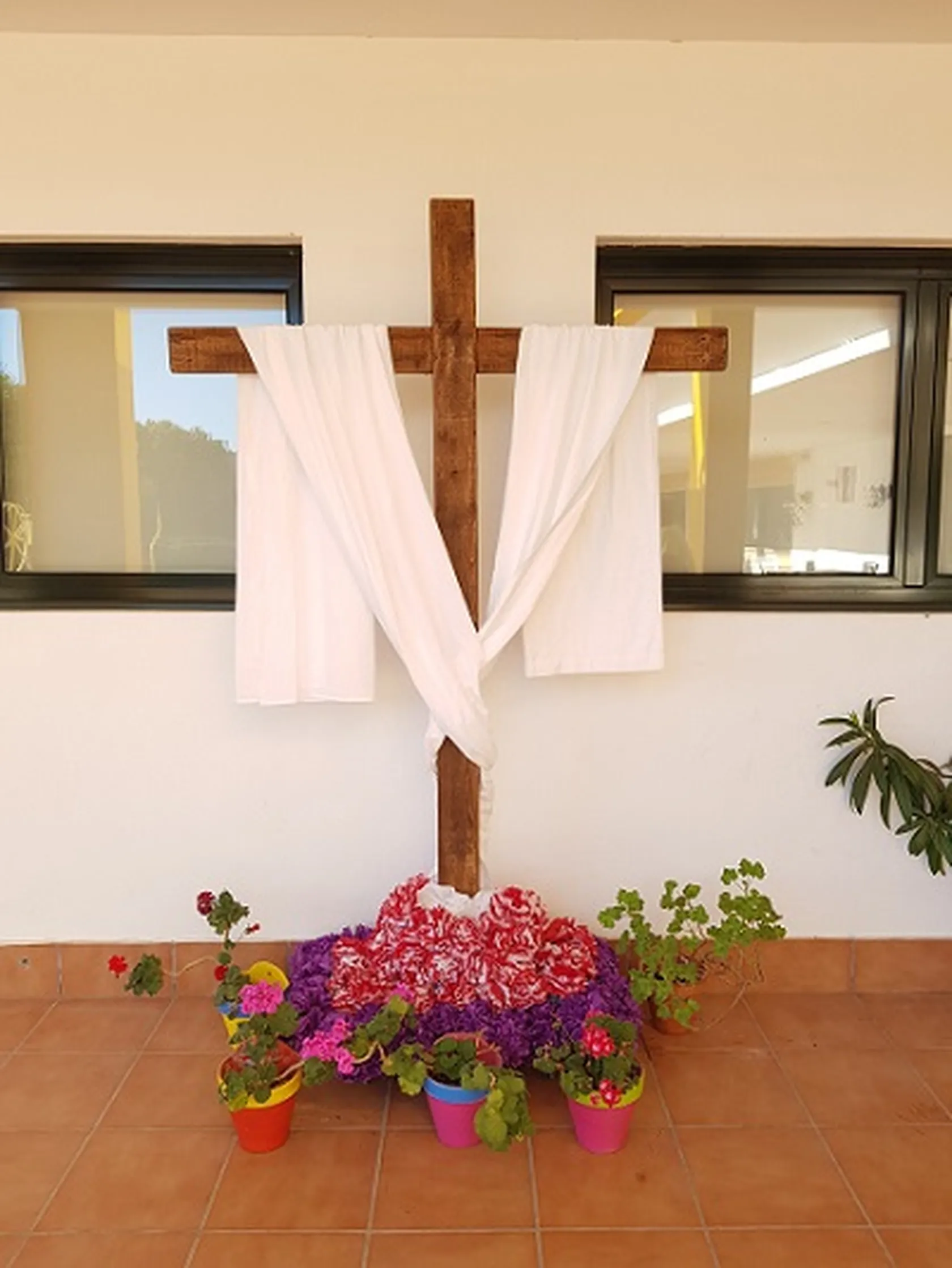 Celebración-Cruz-de-Mayo-en-DomusVi-Alcalá-de-Guadaíra.jpg