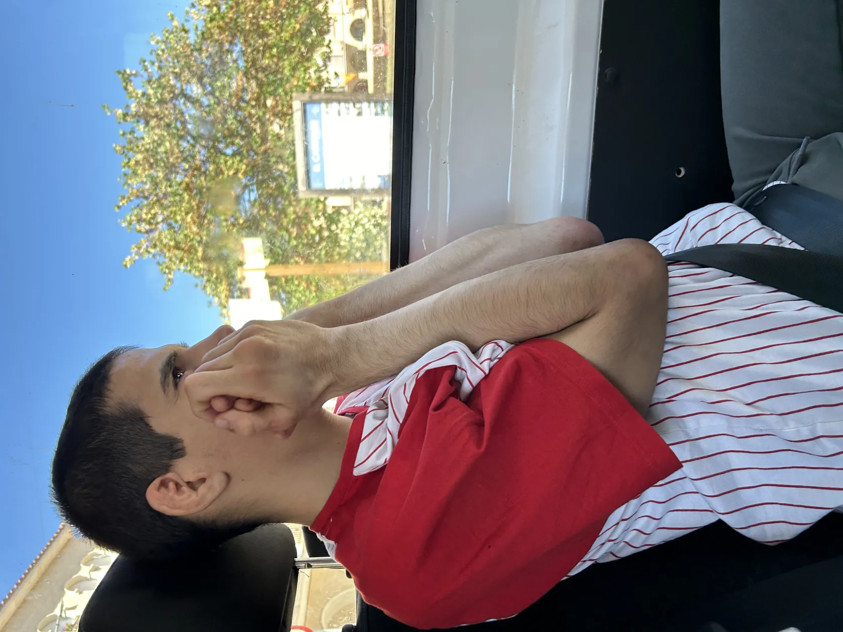 cc204fd5-b4f6-40eb-aa4e-39874fc61b35.jpg