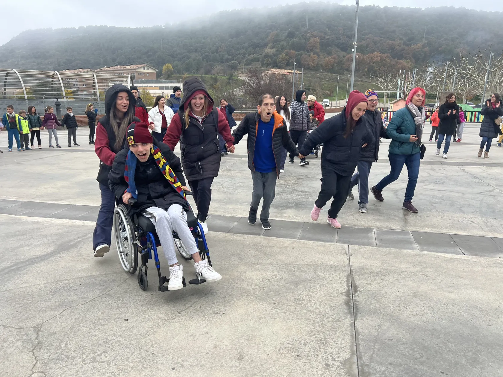 4fbb79c5-0530-432b-8ea6-aae7be83ffa3.jpg