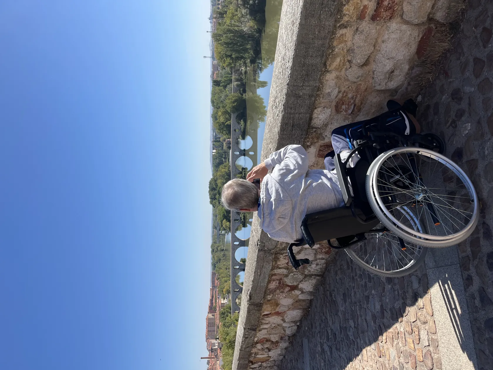 297872fa-70a1-40df-83d4-9c09b9e73ff7.jpeg