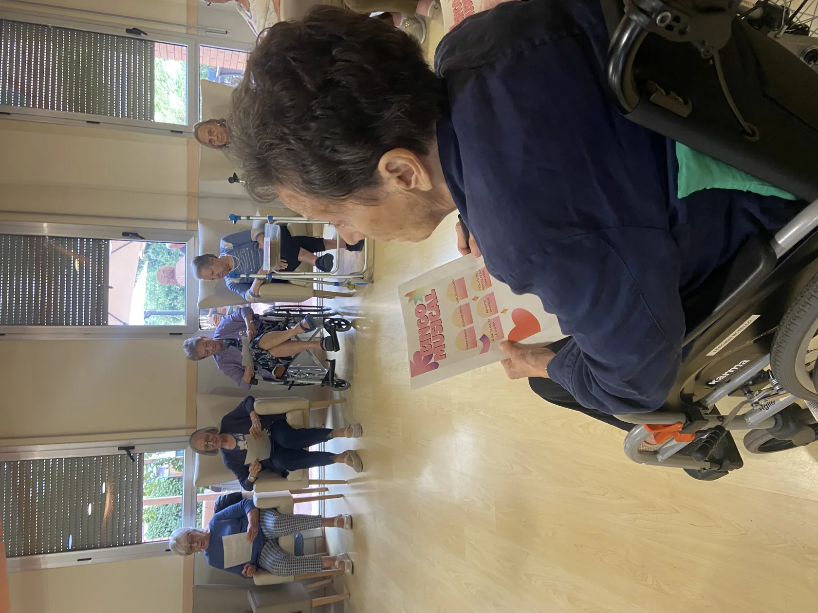 dbdd68ed-71d9-41c2-858b-3963429becc7.jpg