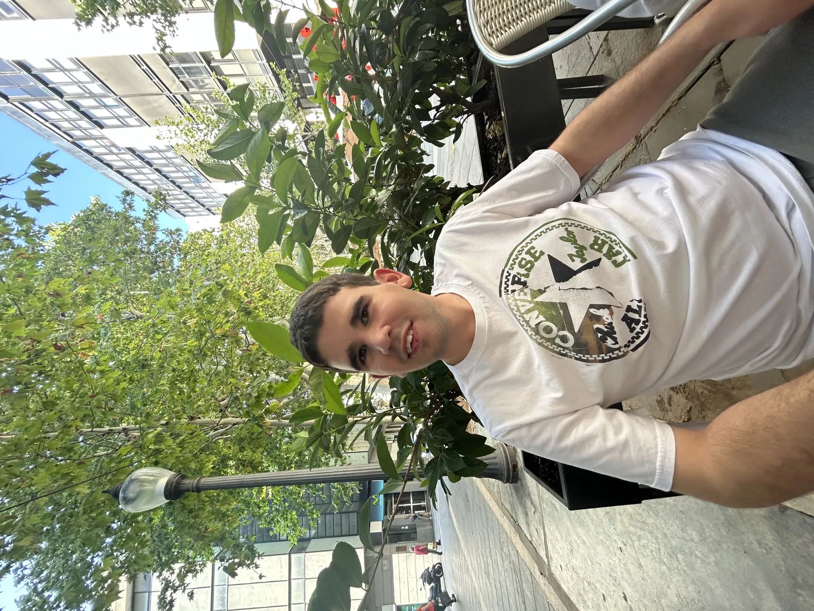 f6a67e59-10d8-48d8-866a-3dbfc20c5dcc.jpg