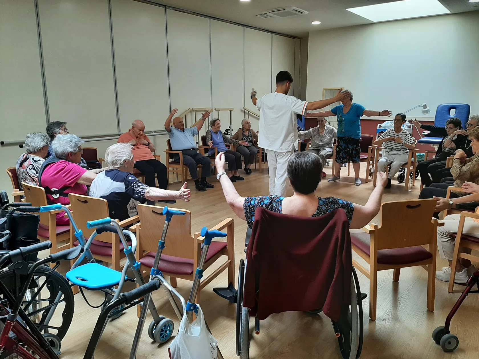 245ed90f-9ff0-41f1-8fa2-b2f1d2949edd.jpg