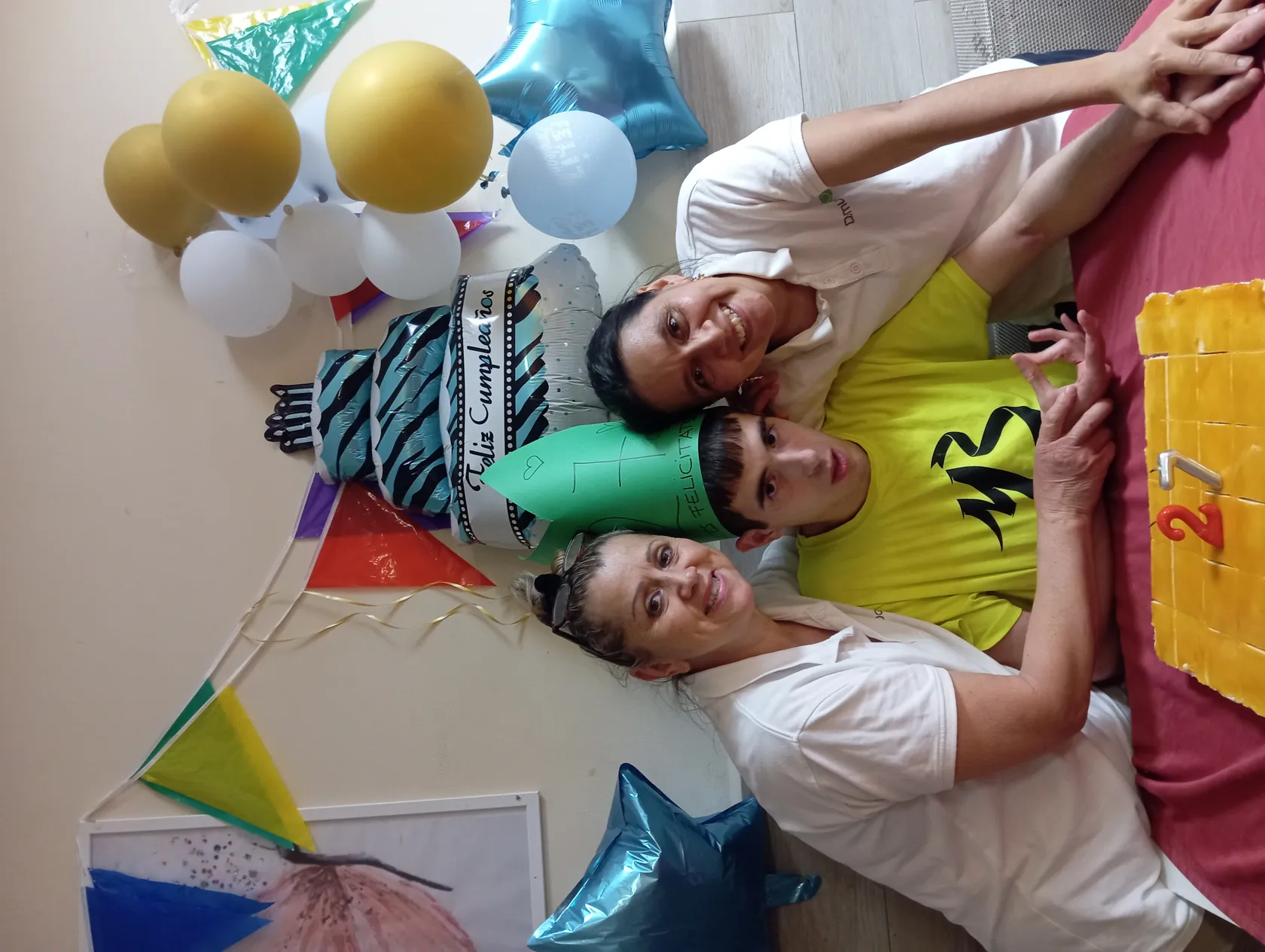2a9fe985-59c9-4b15-be2d-57a7961840bc.jpg