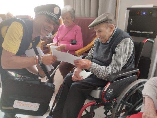 Fiesta temática de carteros