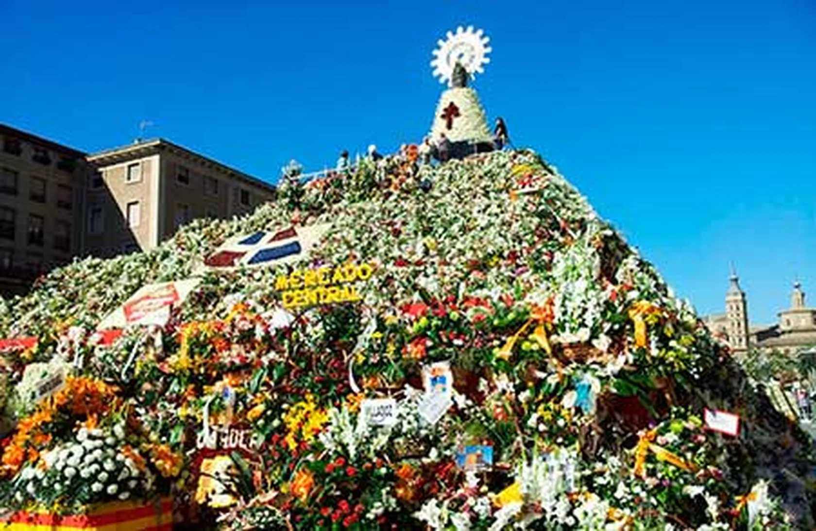 listado-salida-grupos-ofrenda-flores-pilar-450x293.jpg