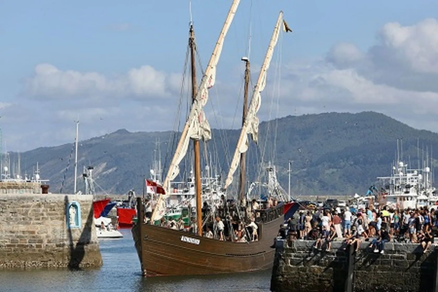 NAO-VICTORIA.jpg