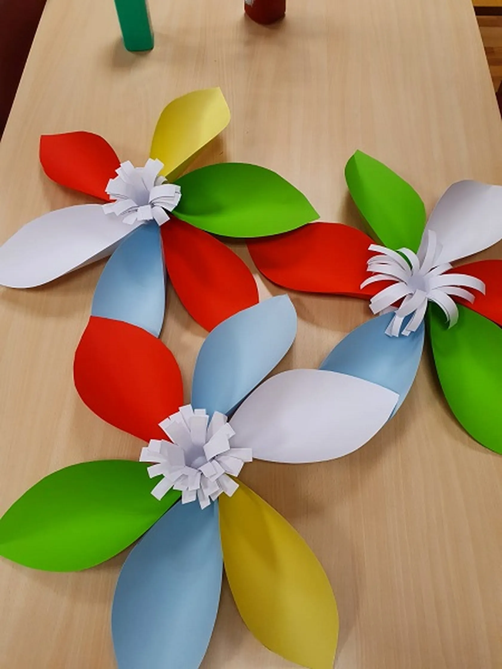 Decoracion-mayo-C.-Corbull-1a.jpg