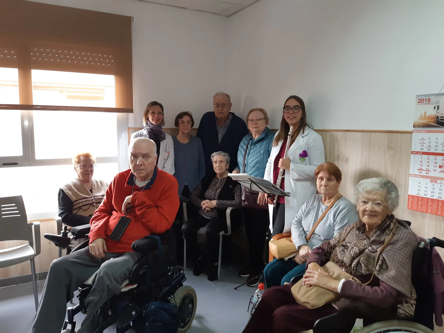 DomusVi-Valdemoro-taller-música3.jpg