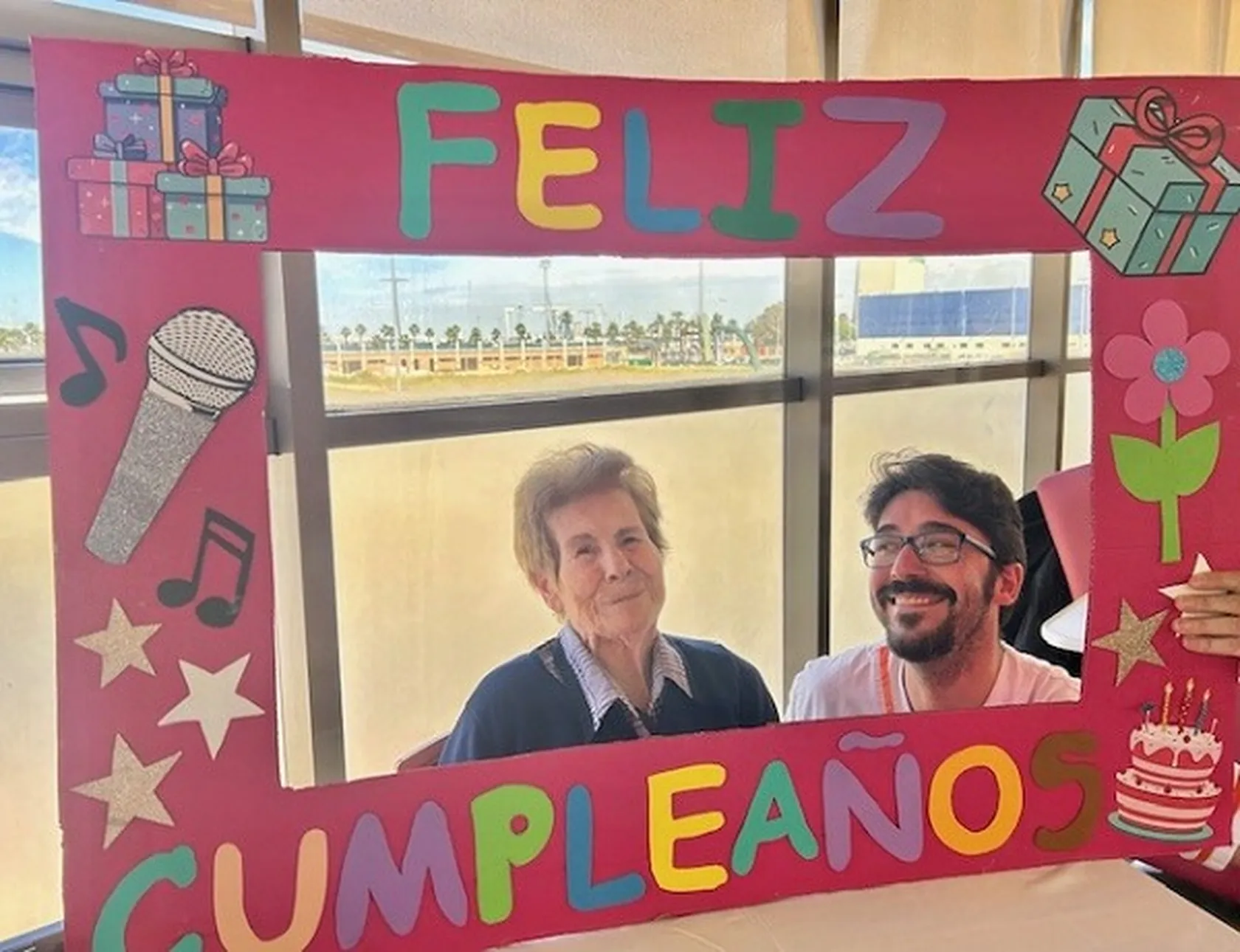 29042024085539SSSFeliz Cumpleaños 3.jpg