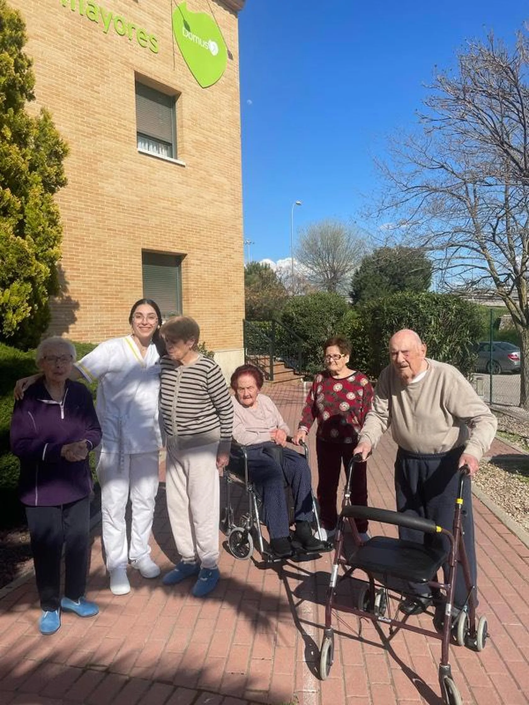 5cbded39-971a-457a-97af-a830ccbaf4e6.jpg