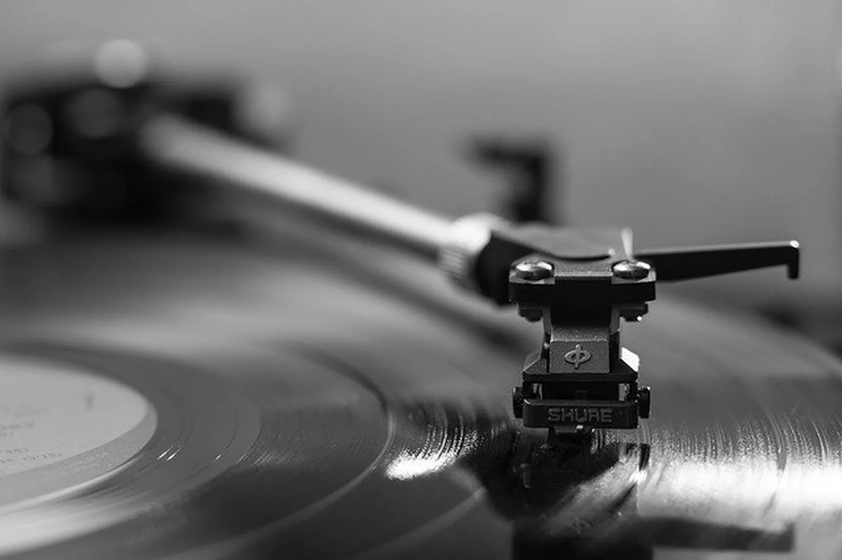 record-player-1851576_640.jpg