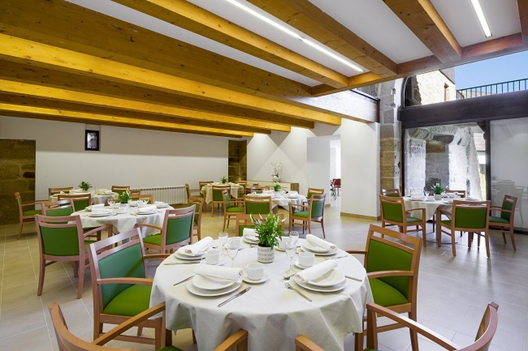 Residencia de Mayores  Barra de Miño en Ourense. Comedor. 9.