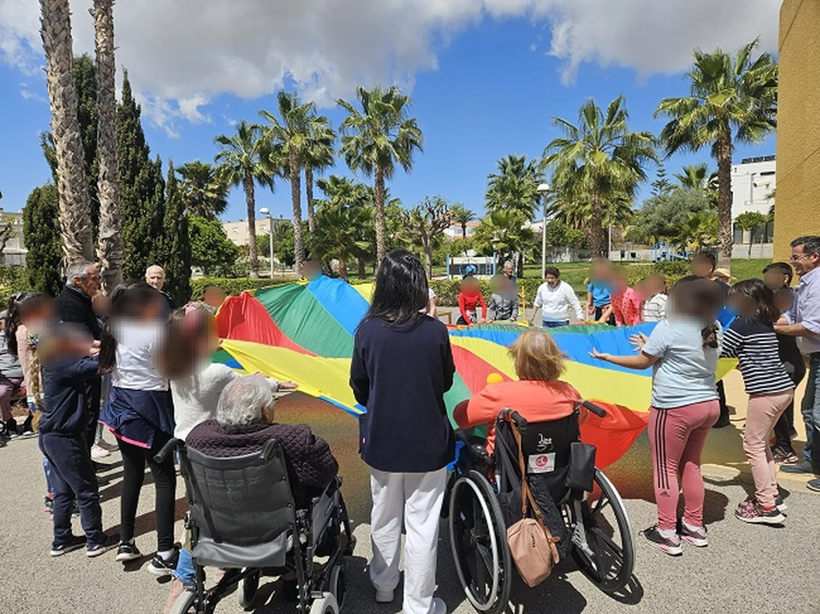 24042024105118SSSActividad Intergeneracional - DomusVi Campello (1).jpg