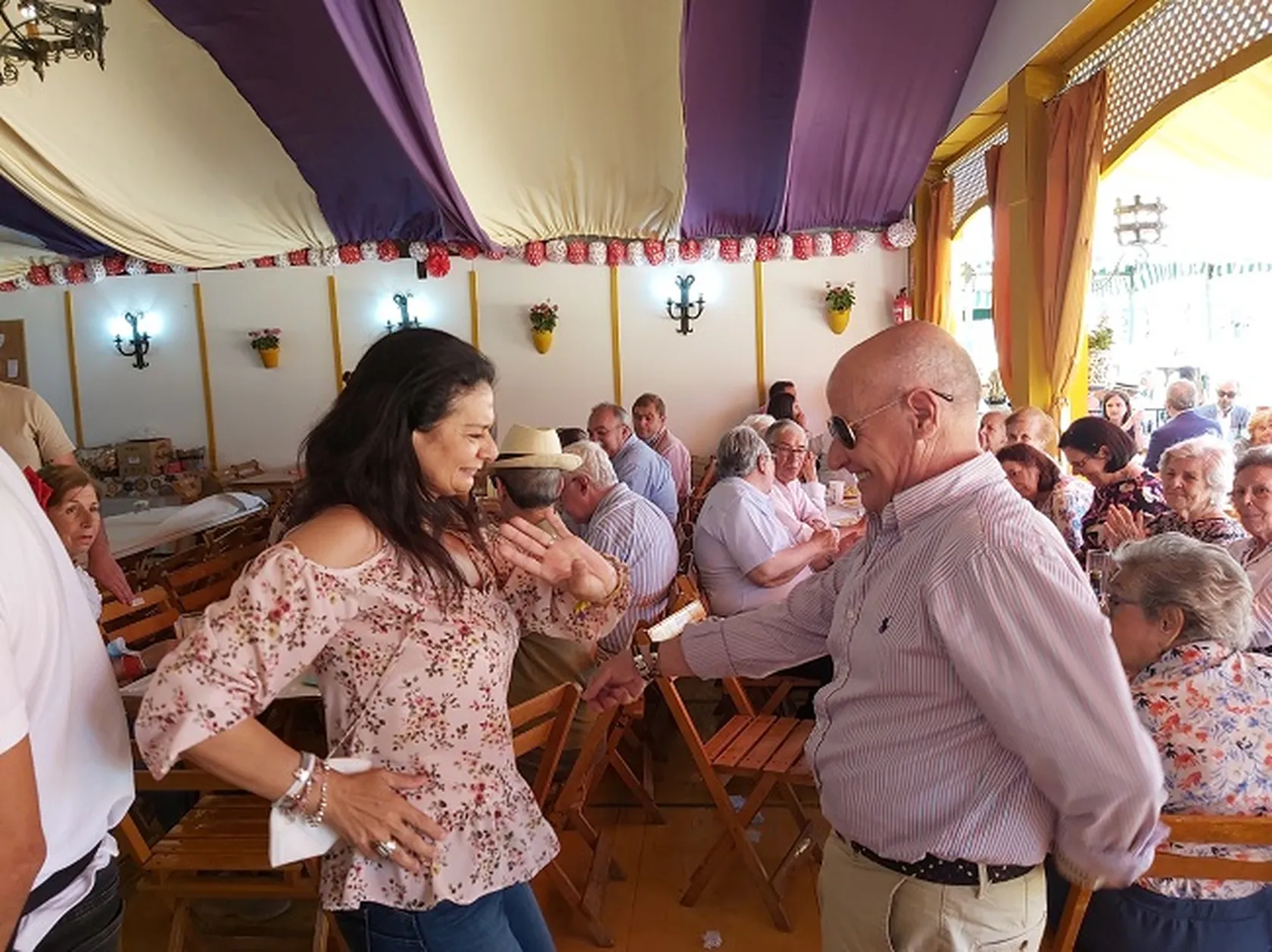 feria-mayo-mohntealto5.jpg