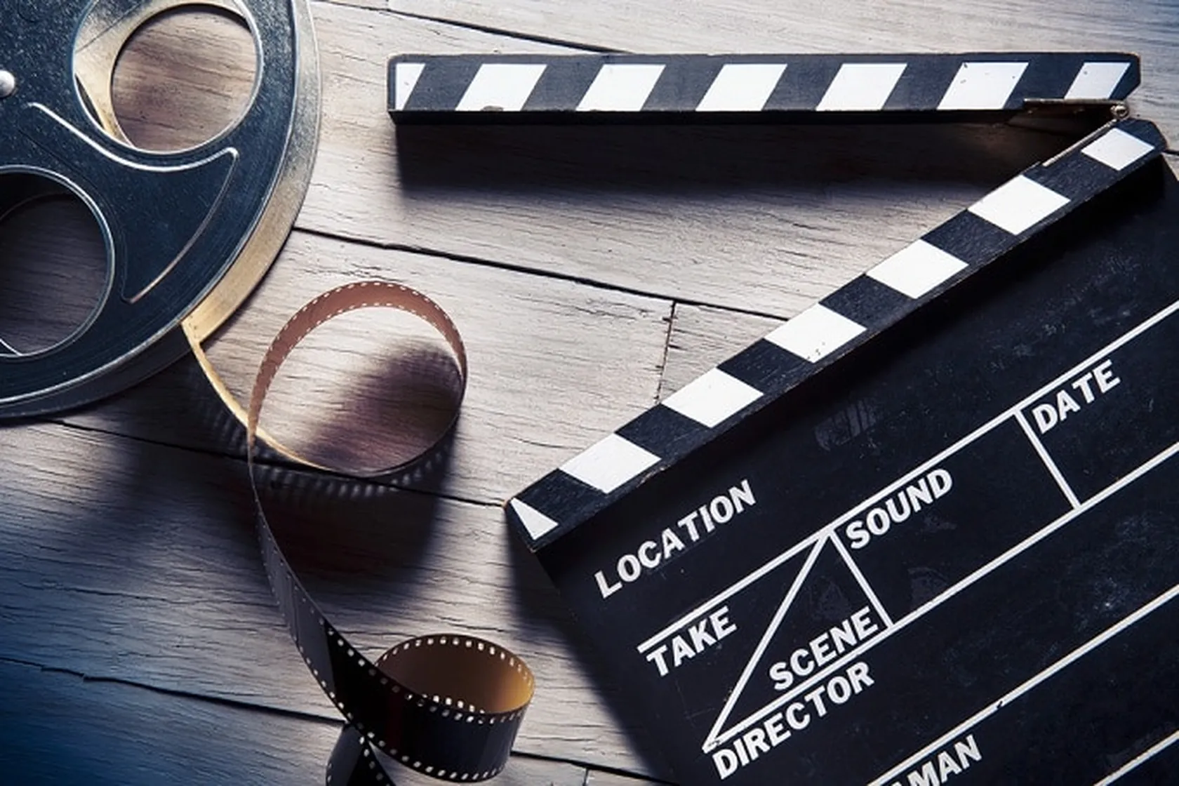 Top_5_movies_to_help_you_learn_business_english.jpg