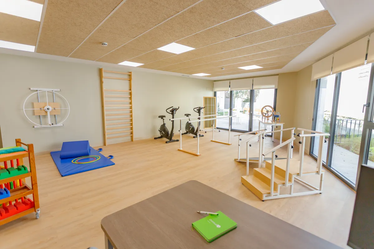 Sala rehabilitación residencia ancianos Gavà