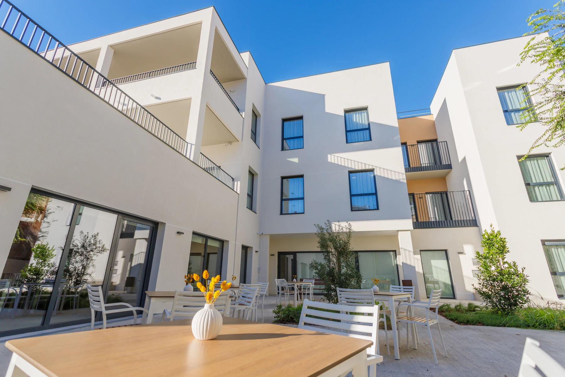 Residencia de ancianos Gavà fachada