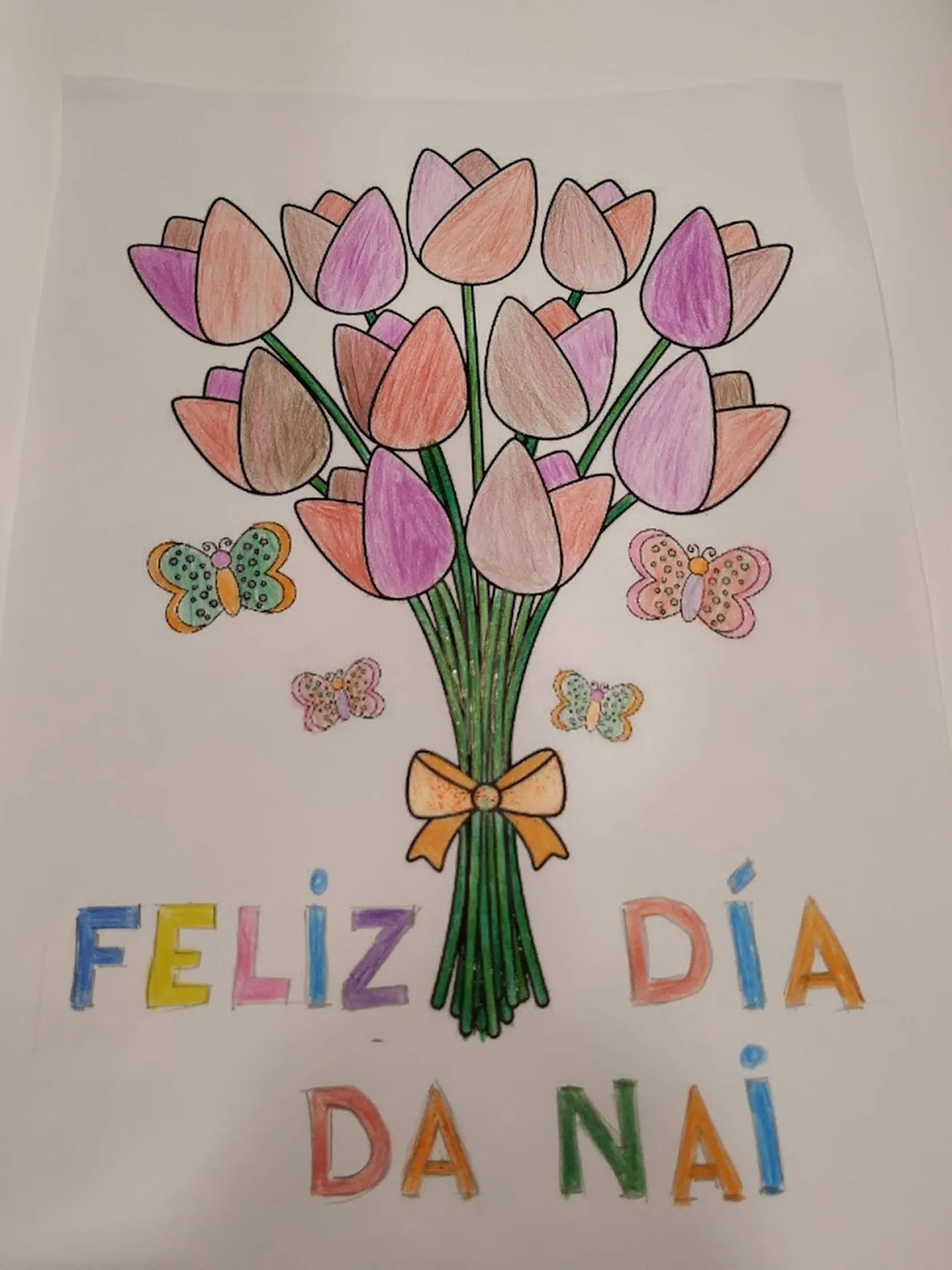 RAMO-TULIPANS-FELIZ-DIA-DA-NAI.jpg