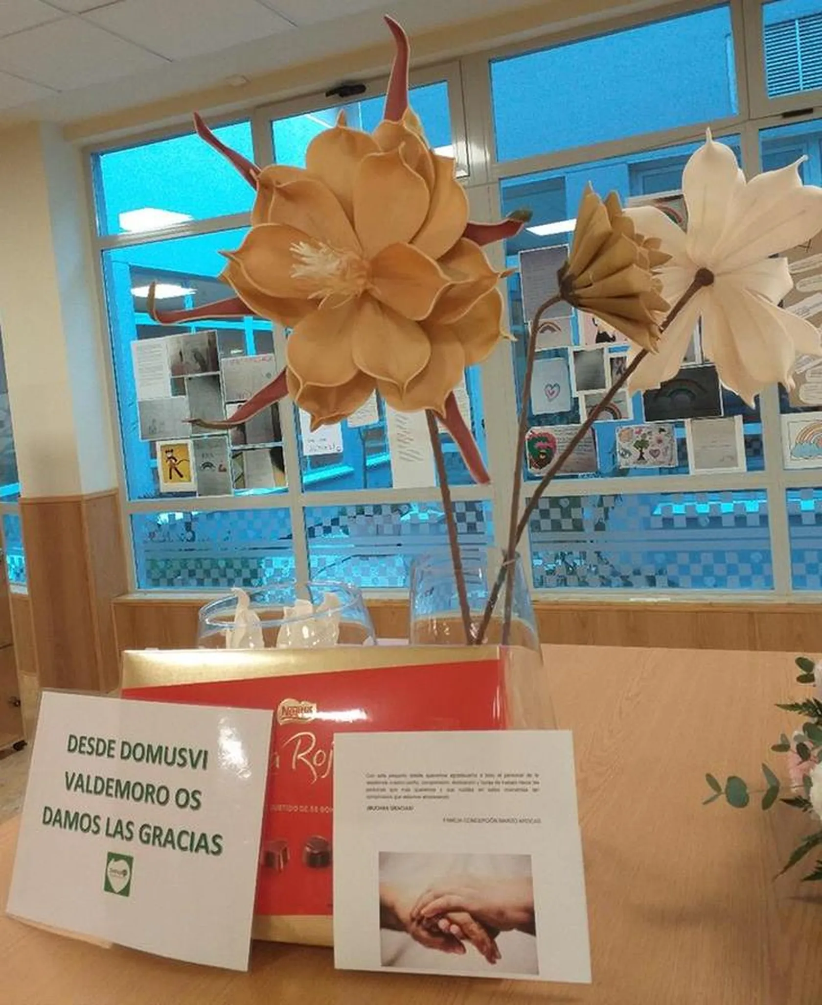 DomusVi-Valdemoro-regalos-a-personal-de-las-familias-1.jpeg